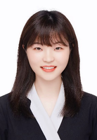 李